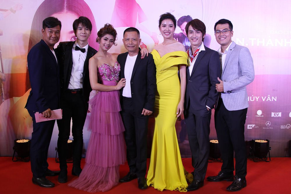 cong chieu bao gio het e (1)