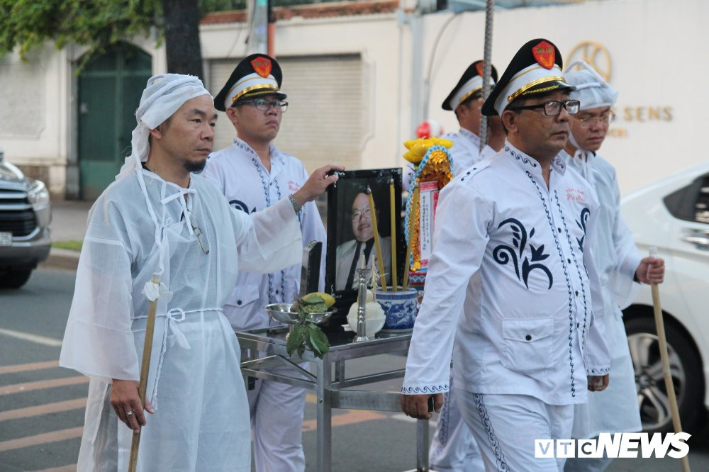 le tang nsnd doan dung (6) 5