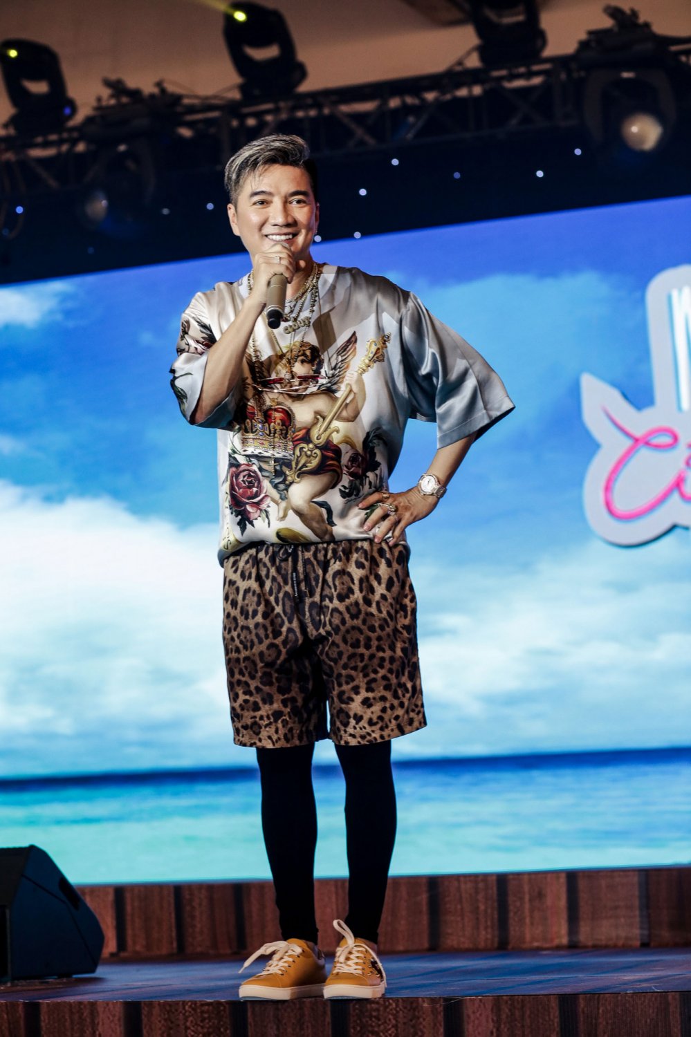 SINH NHAT MR DAM (7)