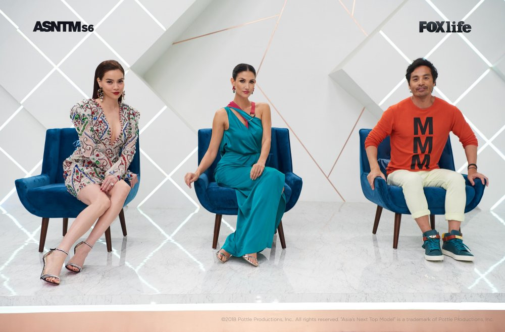 ho ngoc ha lam giam khao asia next top model (7) 3