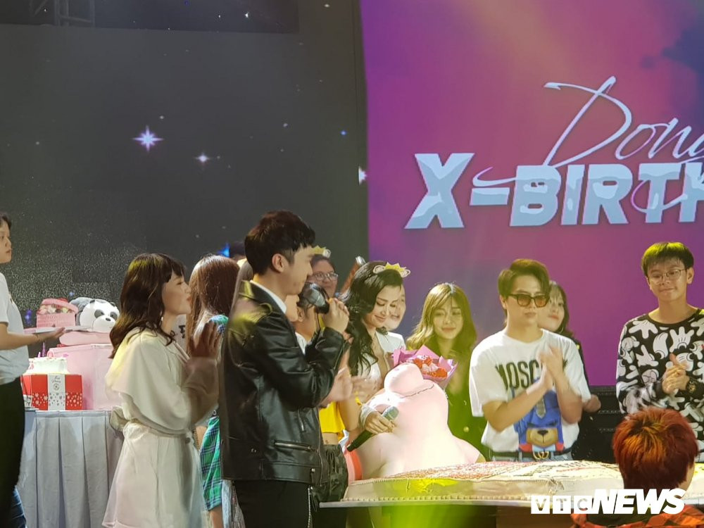 sinh nhat dong nhi (2)