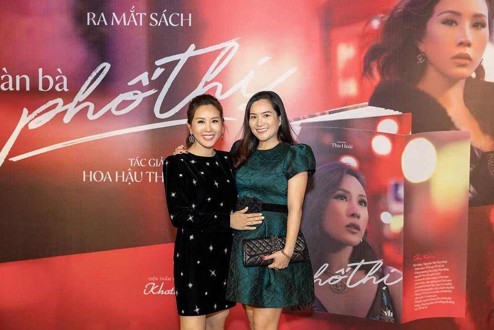 thu hoai ra mat sach moi (8) 7