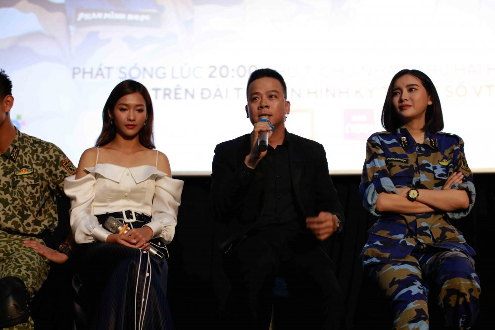 Mot so hinh anh trong buoi giao luu & chieu phim HDMT ngay hom nay 7 3