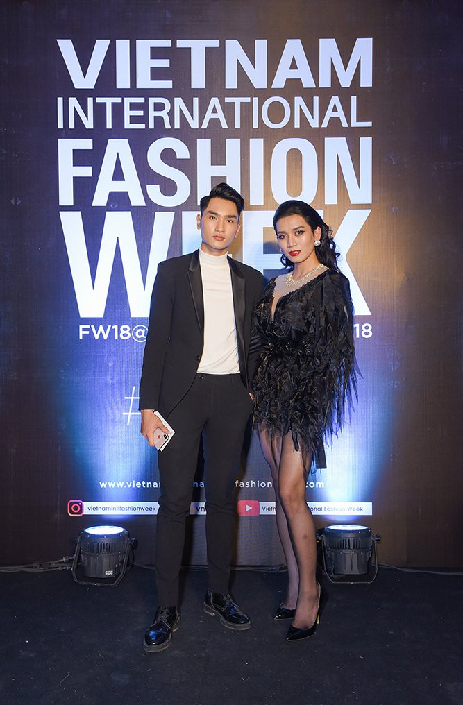 be mac tuan le thoi trang (1)