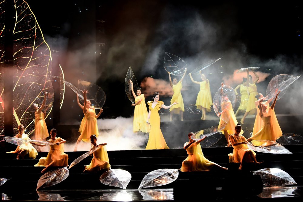 liveshow le quyen (3) 3