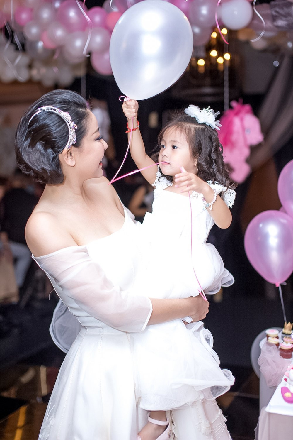 sinh nhat con gai ha kieu anh (5) 6