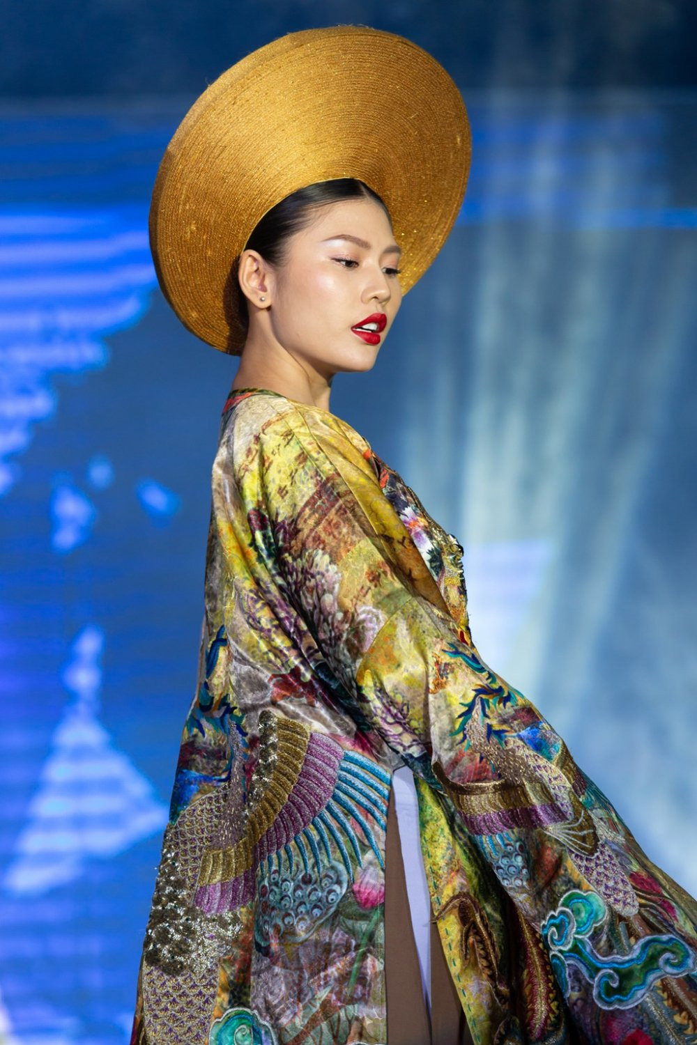 Chung Huyen Thanh (3) 6