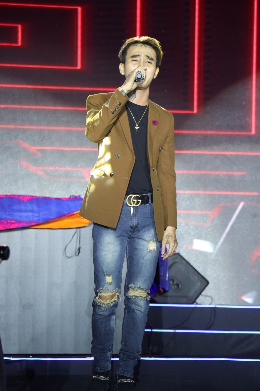 my tam dien bat chap troi mua (9) 5