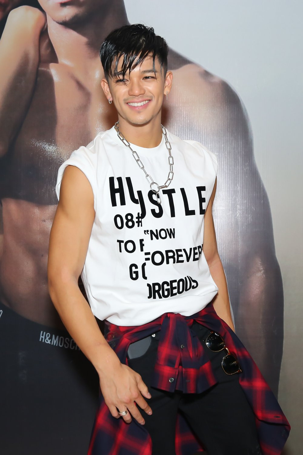 ra mat mv trong hieu (2)