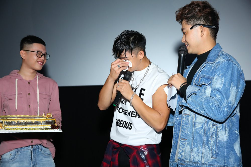 ra mat mv trong hieu (9) 7