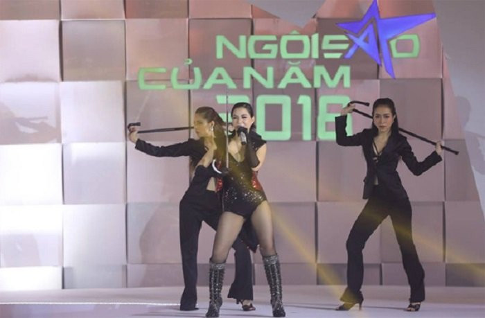 trao giai ngoi sao cua nam (1) 8