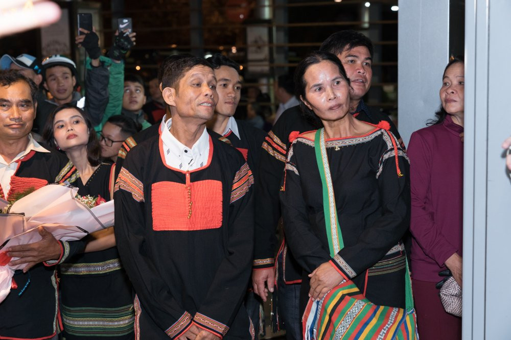 hhen nie ve que (5) 5