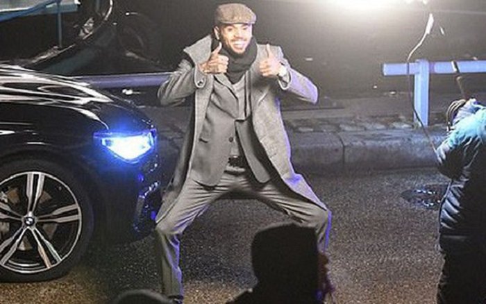 Chris Brown (2)
