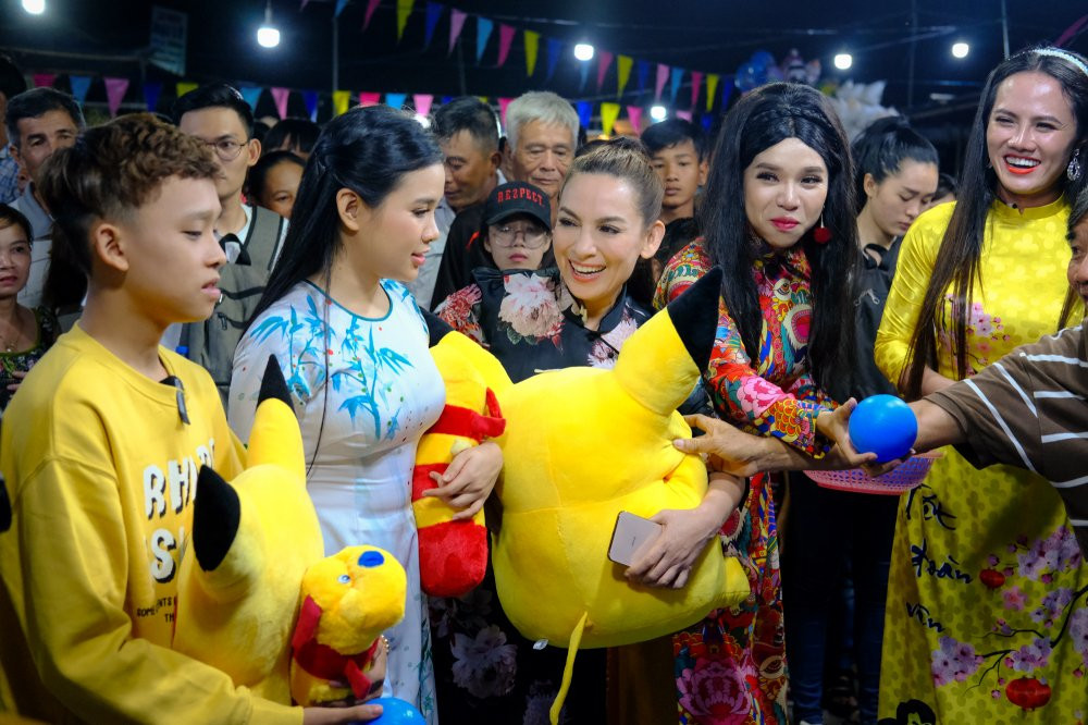 phi nhung viet nam tuoi dep (1)