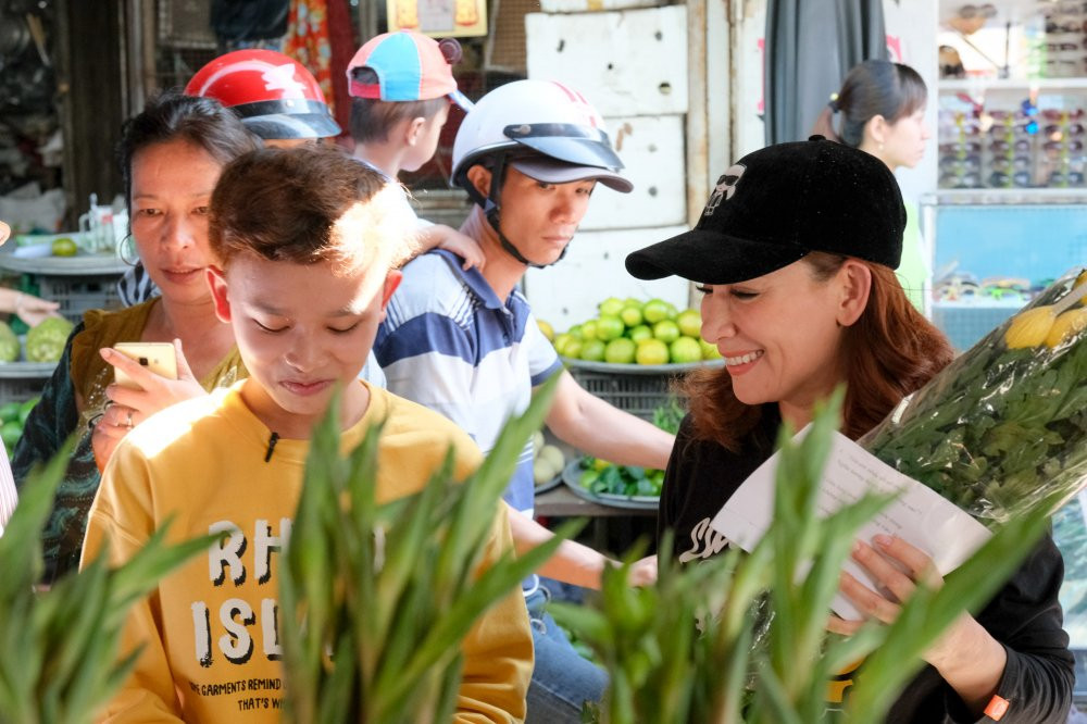 phi nhung viet nam tuoi dep (3) 3