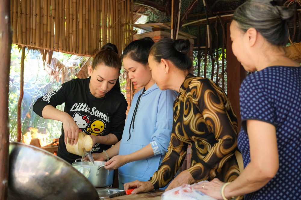 phi nhung viet nam tuoi dep (8) 5