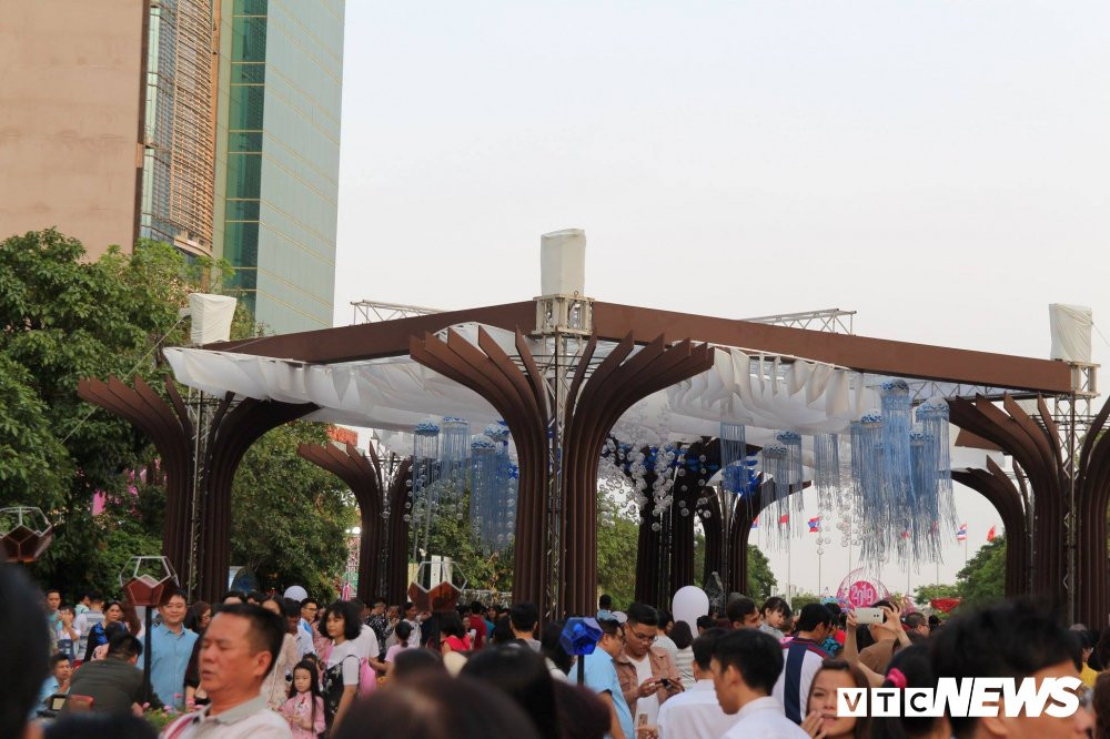 duong hoa nguyen hue chieu 30 tet (5) 5