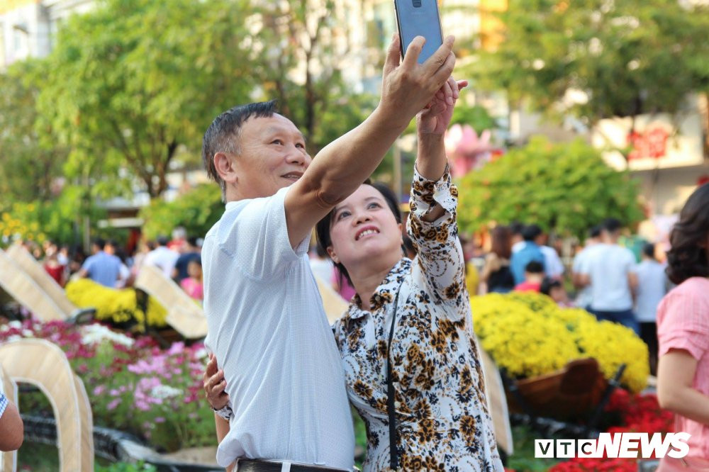 duong hoa nguyen hue chieu 30 tet (8) 7