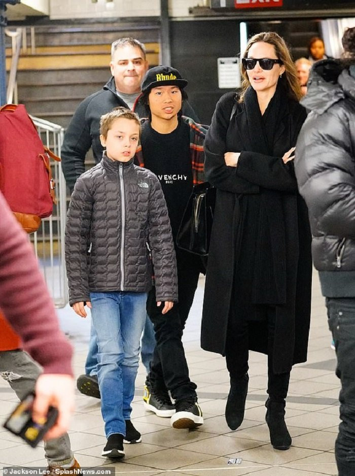 pax thien và angelina jolie (7) 7
