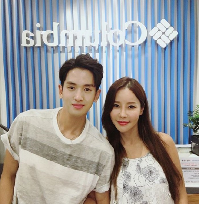 sao nu u50 va chong kem tuoi (3) 3