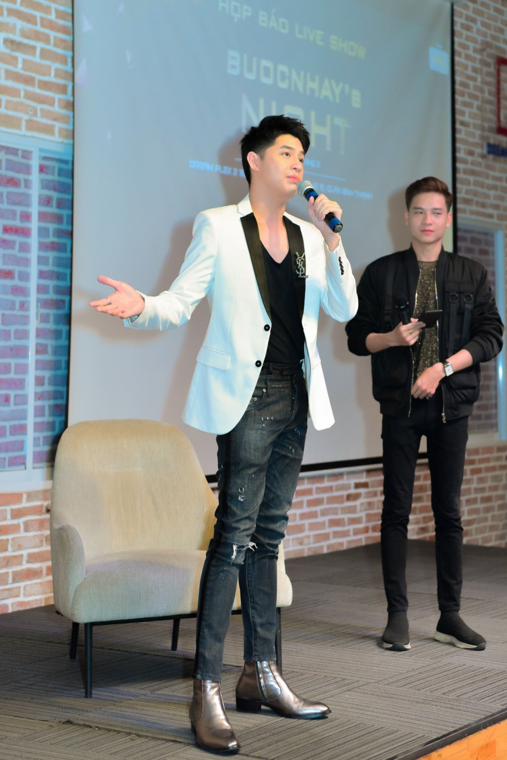 dam vinh hung buoc nhay (3) 3