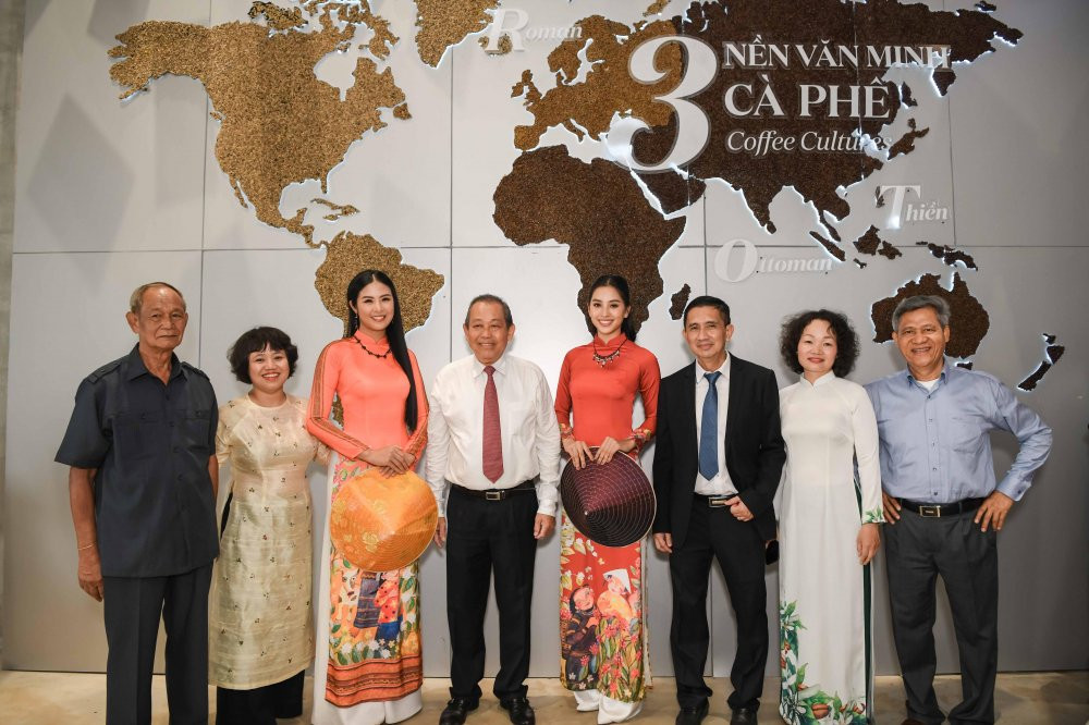 pho thu tuong thuong truc tham bao tang ca phe (5) 5