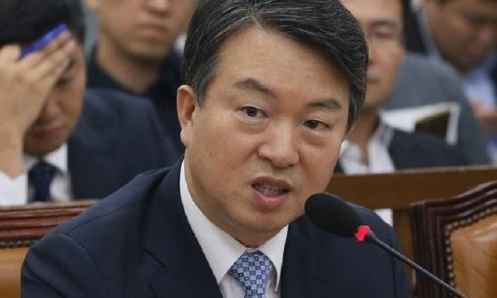 seungri duoc canh sat bao che (1)