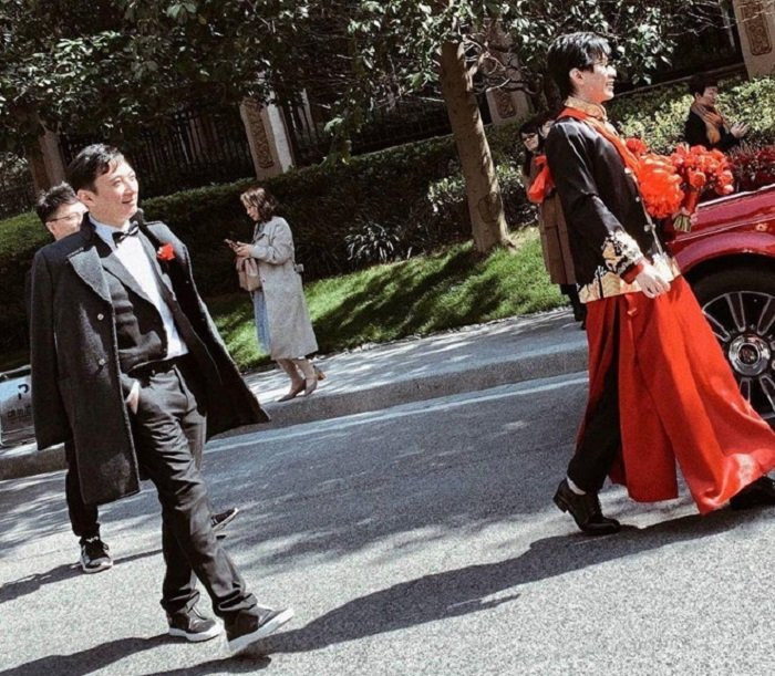 vuong tu thong mung cuoi (1)