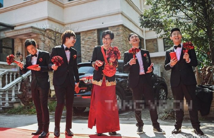 vuong tu thong mung cuoi (3) 5