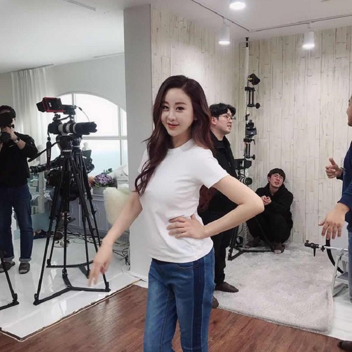 hoa hau 43 tuoi va chong (5) 3