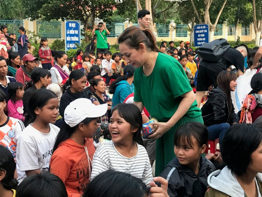 phi-nhung-di-tu-thien (5) 5