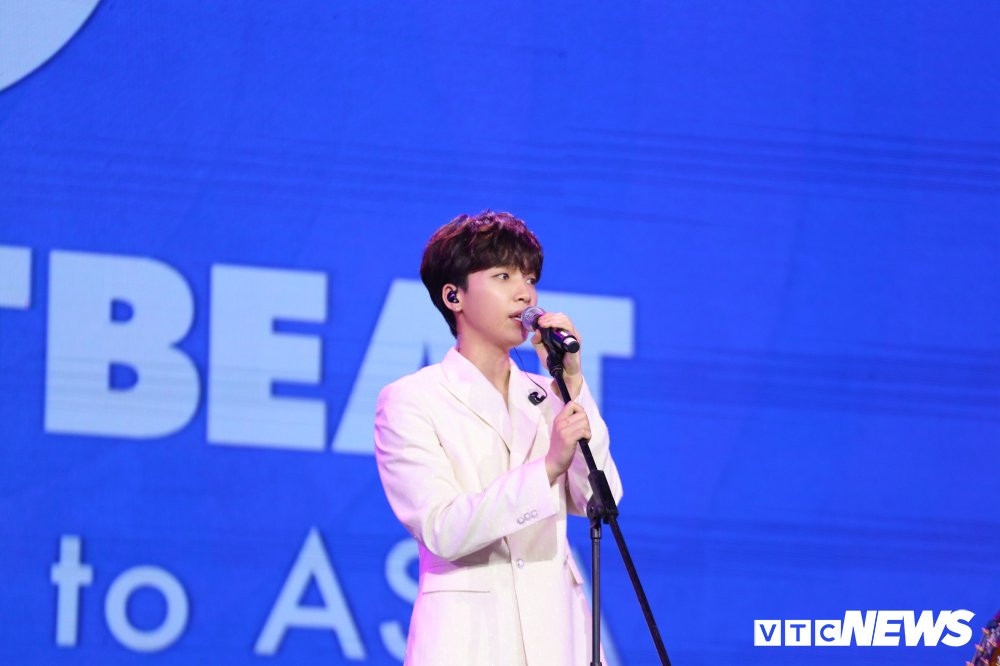 vheartbeatthang4 (10) 10