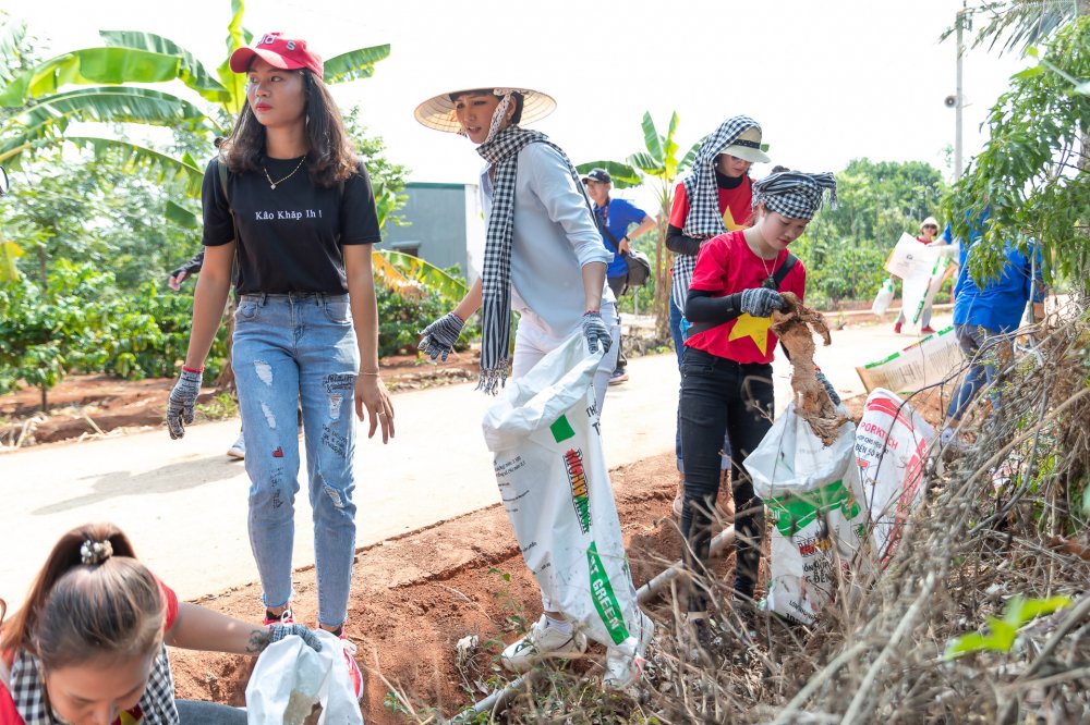 hhenniephatthuoc (8) 8