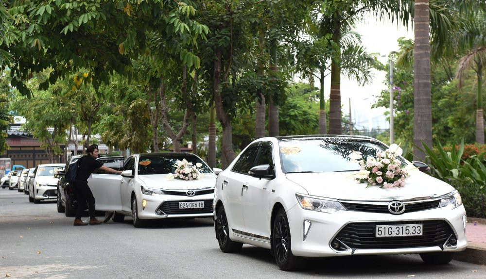 damcuoiduongkhaclinh (1)