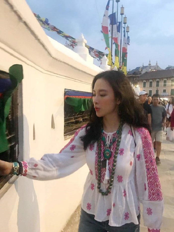 angelaphuongtrinh (6) 5