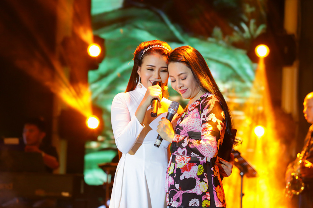 liveshowthamthuyha (2)