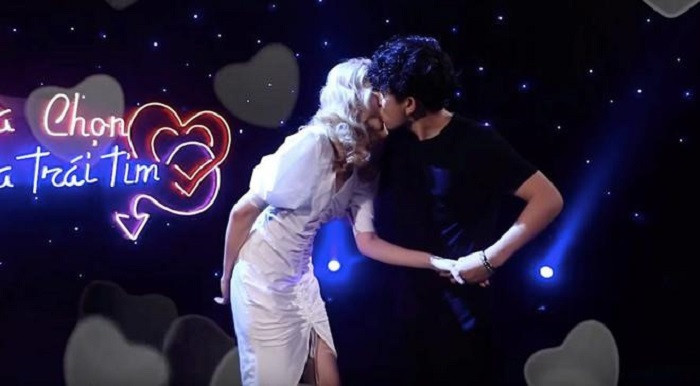 showtruyenhinhphancam (2)