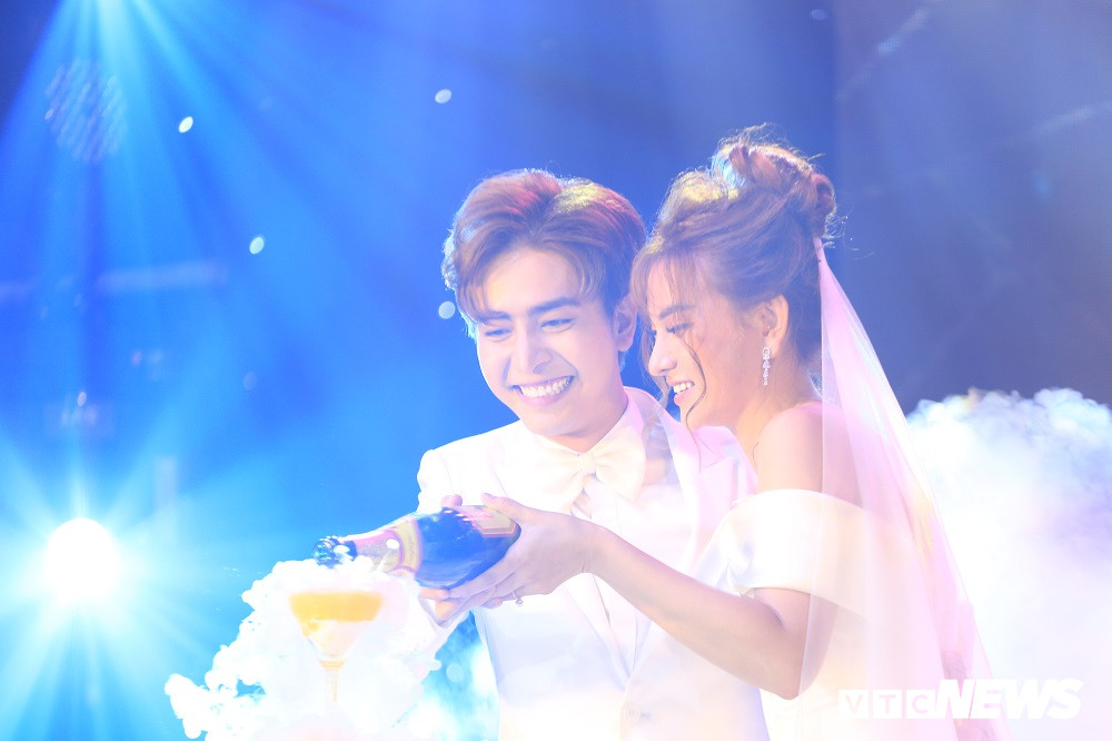 damcuoithuthuy (10) 6