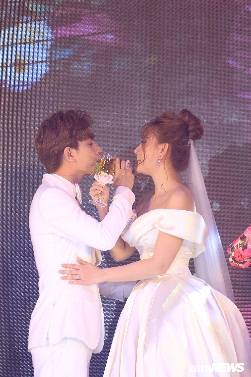 damcuoithuthuy (14) 8