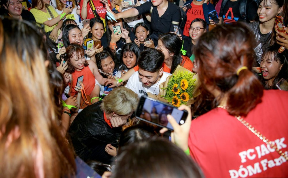 jackvakicmtaisanbay (6) 11