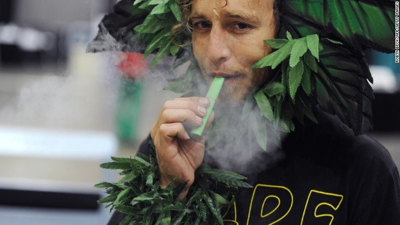 150318101723-e-cigarette-marijuana-exlarge-169