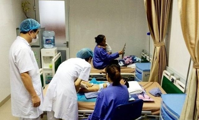 79-tre-o-hung-yen-den-kham-sui-mao-ga-tu-dau-nam-den-nay1500688900