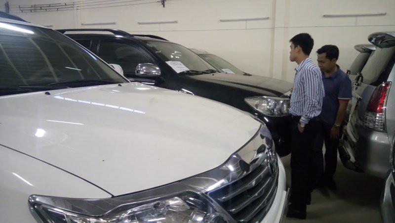 Sốc: Thuế nhập ô tô cũ tăng thêm 5.000 USD/chiếc - ảnh 1