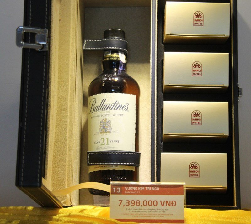 Ngắm bánh trung thu 'đại gia' giá 14 triệu đồng - ảnh 4