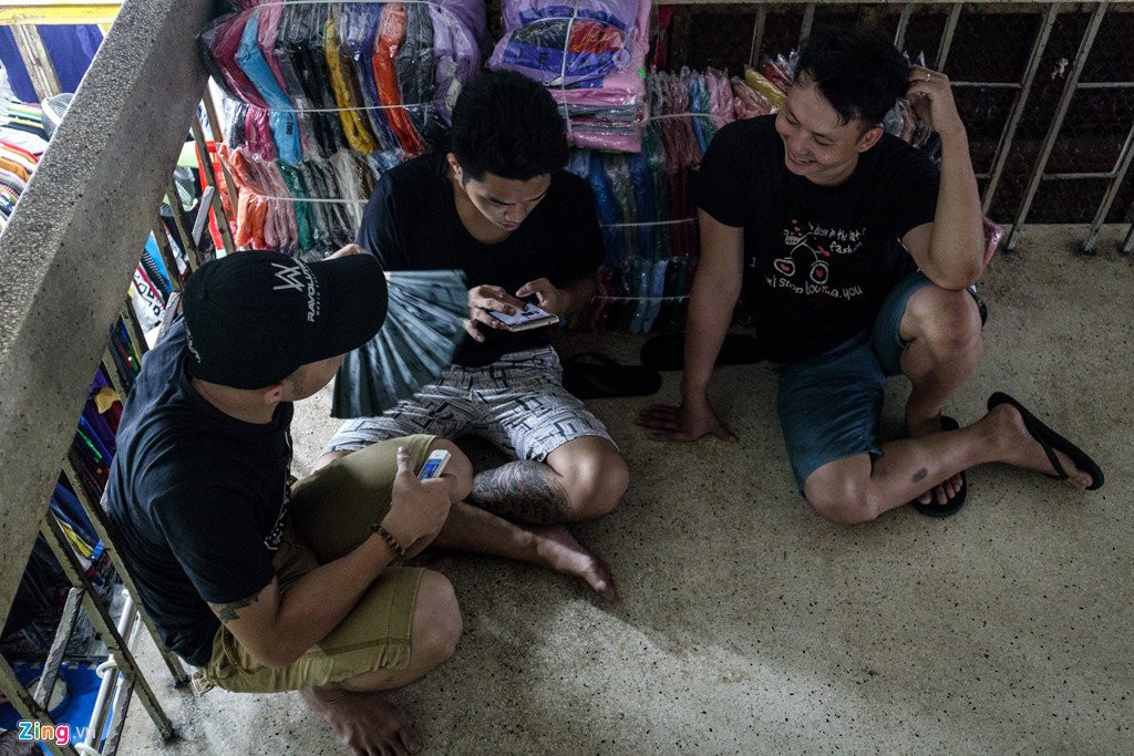 Can canh su xuong cap cua cho An Dong o Sai Gon hinh anh 12