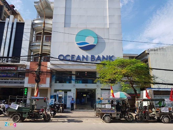 Vu 400 ty tiet kiem 'boc hoi' tai OceanBank: Co nguoi mat den 120 ty hinh anh 1