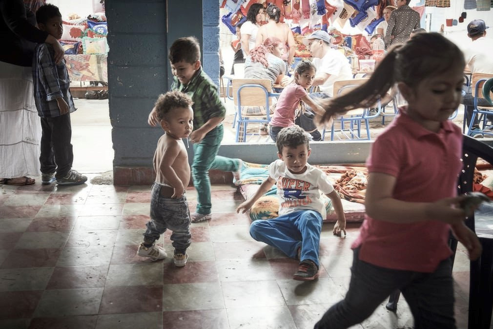 Nhung dua tre lon len trong nha tu duoc cham soc nhu the nao? hinh anh 14