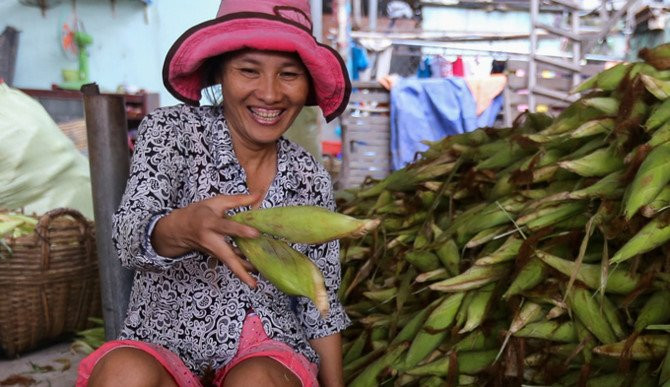 Chợ bắp lớn nhất Sài Gòn