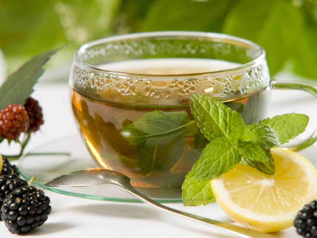 Loại bỏ những phản ứng phụ cần tránh của trà xanh