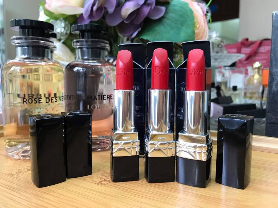 quà tặng 20/10,ngày phụ nữ Việt Nam,quà tặng ngày phụ nữ việt nam,hoa tươi,giỏ quà,iphone,đồng hồ